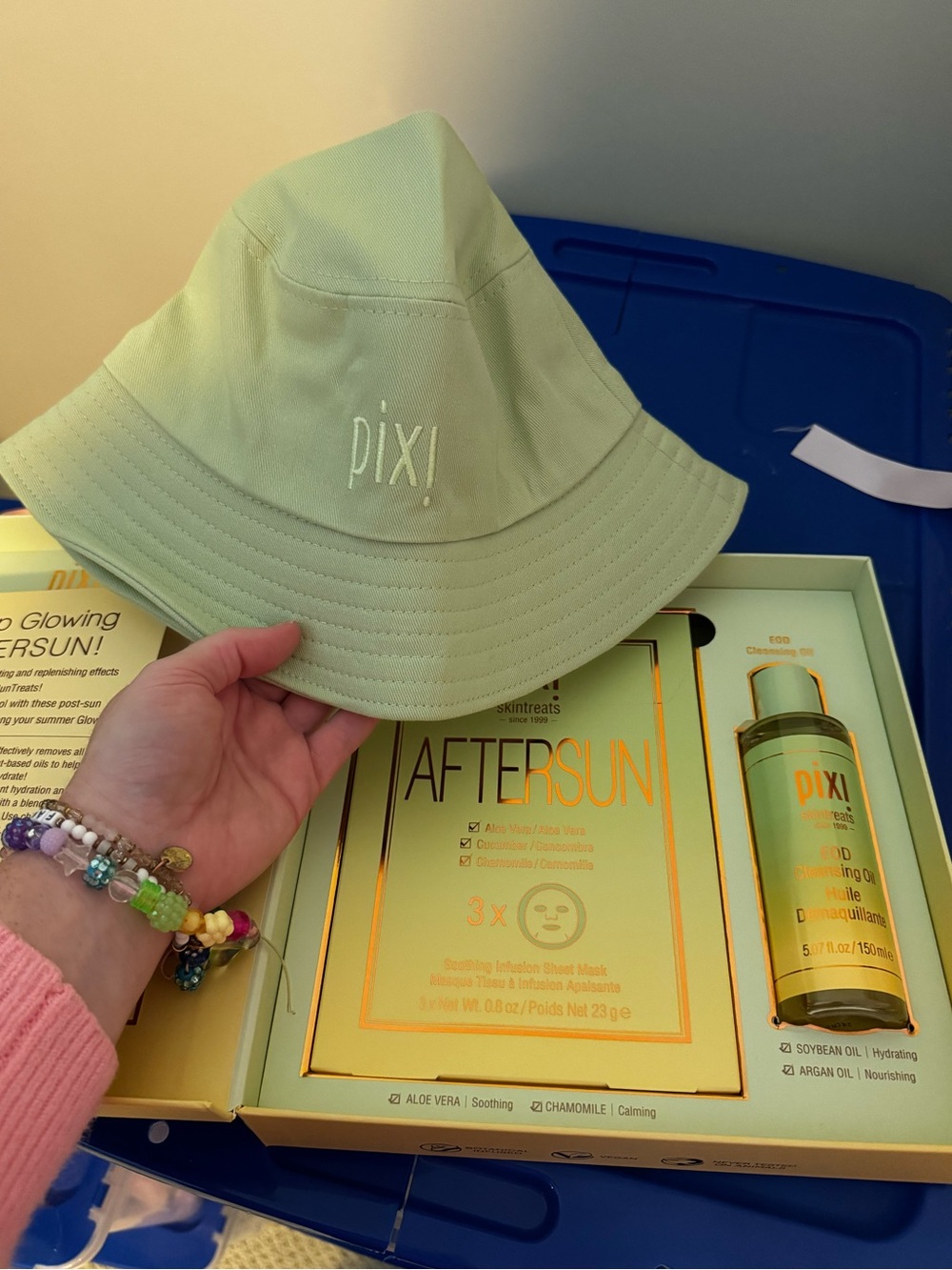 Pixi Light Green Sun Care Gift Set with Branded Bucket Hat